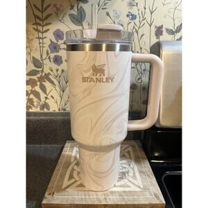 Stanley Quencher H2.0 FlowState 40 oz Tumbler Rose Quartz Swirl Lid & Straw